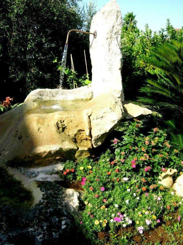 Li Ccoti Bed & Breakfast *